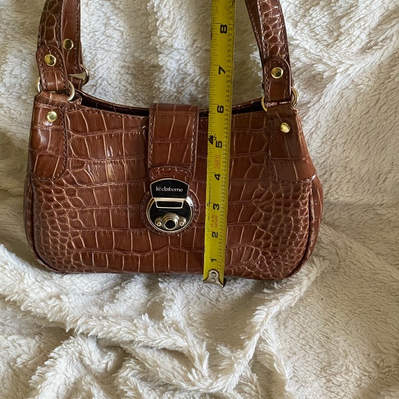 Liz Claiborne purse - Picture 7 of 7